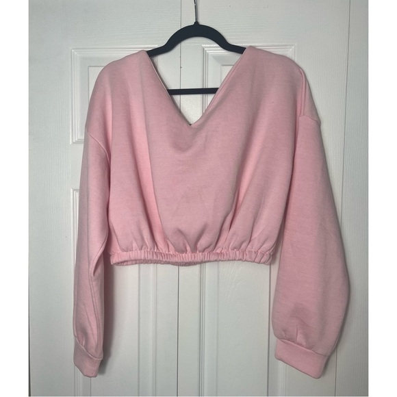 Pretty Little Thing Pastel Light Pink Off The Shoulder Crop Sweatshirt Sz Large - Picture 11 of 11